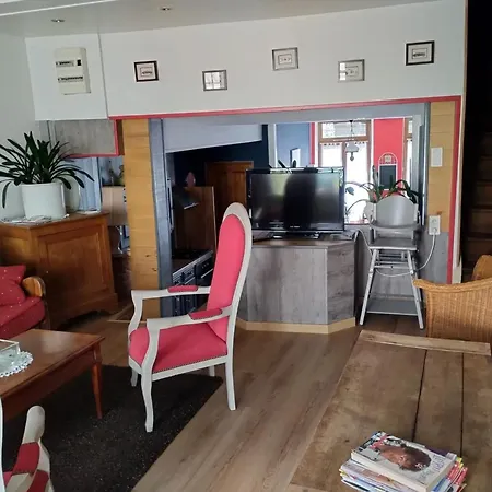 Maison Familiale A Hesdin-la-foret Avec Jardin *