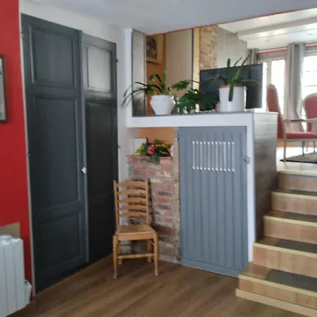 Maison Familiale A Hesdin-la-foret Avec Jardin